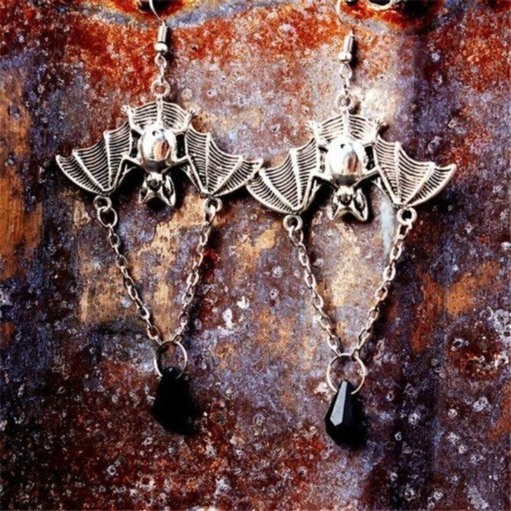 Hanging Silver Vampire Bat Black Teardrop Crystal Goth Chain Dangle Earrings